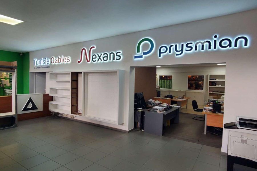 Enseigne en lettres découpées - lettres rétroéclairées - lettres découpées lumineuses