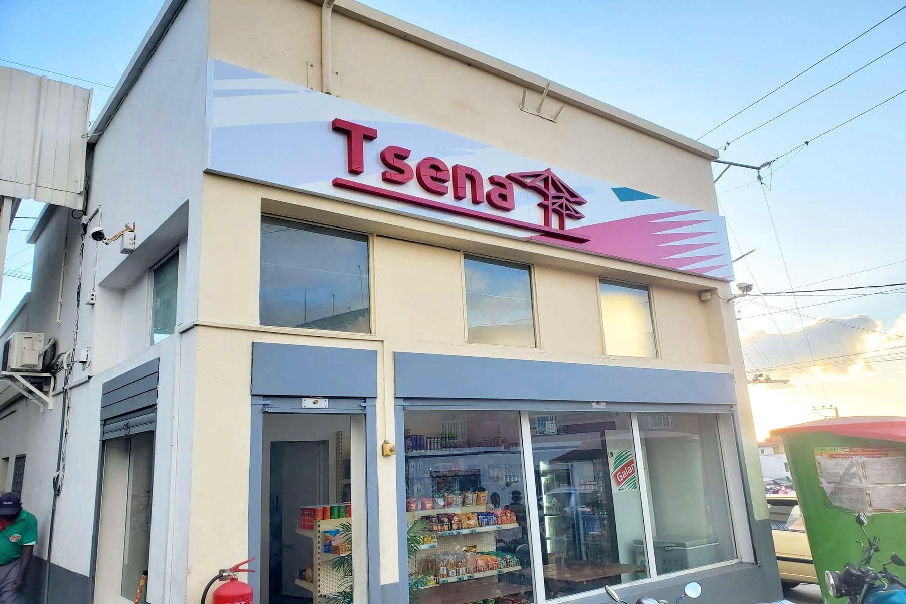 Enseigne lumineuse en lettres boîtiers - Fabrication sur-mesure